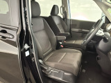 【禁煙表記について】タバコの臭いは感じられませんが、その他車内のニオイに関しては個人の主観となる為、実車確認の際に確認して頂いております。ご了承お願い致します。