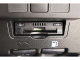 ■ETC車載器装着済み。ETCカードのお申し込みも、弊社にお任せ下さい。トヨタTS3カードならポイントも貯まって、車検や点検時などにご利用いただけます。