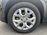 弊社では全車両の事前点検整備を行っております。またご納車前に再度点検整備を行い、全国ご自宅前までご納車致します。正規ディーラーならではのクオリティと安心をお届けしております!