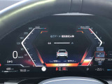 『運転』に対するBMWのこだわりはメーターパネルにも表れております。視野性の良いメーターパネルは疲労感の軽減と、運転の楽しさをもたらしてくれます。