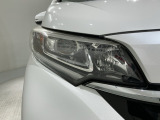LEDヘッドライトは、点灯の瞬間から最大光量を発揮し、突然暗くなるトンネルなどでの安定感を高めます。