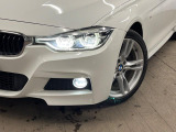 ●LEDヘッドライト:夜間走行時も良好な視界を確保し安心して運転できる高輝度LEDヘッドライトを装備!点灯速度が早く、消費電力も抑えられています。