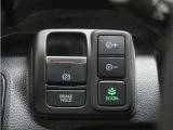 電子制御パーキングブレーキ搭載で指一本で簡単に操作することができます。さらに停車中に、ブレーキペダルを踏み続けなくても、自動的にブレーキを保持する機能である、オートマチックブレーキホールド付きです。