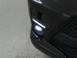 LEDフロントフォグランプを装備しております。