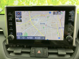 道路や周辺施設を画面で確認でき、目的地までのルート確認に役立つ地図表示です。地名や道路が見やすく表示され、初めて訪れる場所へのお出かけでも道順を把握しやすく、移動中の確認にも便利です。