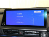 話題のディスプレイオーディオ装着。Bluetooth接続、フルセグTV、チューナー、USB端子等、お気に入りのメディアを再生すれば車内は、まるで貴方専用のオーディオルームです。