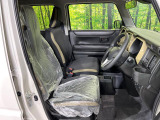 運転席シート廻りは使用感も少なく、良好な状態となっています。丁寧に使われていたことがよくわかりますね。
