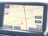 ●純正ナビ:一体感のあるナビは、高級感ある車内を演出してくれます。オーディオ機能も充実しておりますので、運転もより楽しめます♪