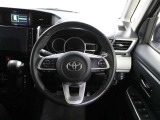 各操作スイッチなどもハンドルから手を放すことなく操作可能で安全運転に支援いたします!