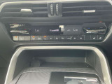 安全装備スイッチは運転席右側に装備されております