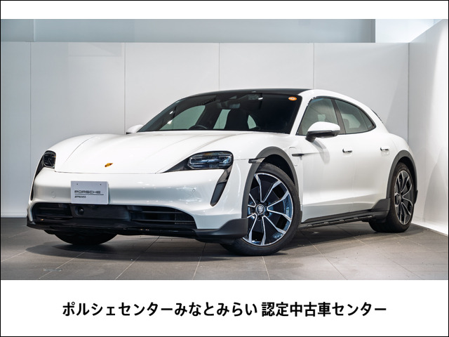 タイカンクロスツーリスモ 4 4+1シート 4WD