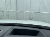 ヘッドアップディスプレイ装備です。運転時の視界に様々な情報が投影されます。