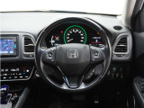 ◆ハンドル全体◆各種スイッチがハンドルから手を放さず操作できるので運転中でも楽に操作できます。