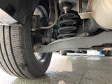 お車を安心してお乗りいただく為には、足回りの定期点検が欠かせません。サービスサポート(有償保証)では無料点検もご提供しており、安心のカーライフをお過ごしいただけるサポート体制が整っています。