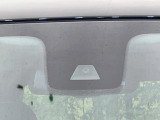 【三菱e-Assist】走行中に前方の車両等を認識し、衝突しそうな時は警報とブレーキで衝突回避と被害軽減をアシスト。より安全にドライブをお楽しみいただけます。