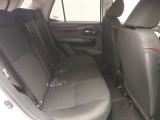 ゆとりある車内空間は、ドライブを始め買い物やレジャーなど、幅広く活躍します。一人でもみんなとでもお出かけを楽しみましょう!