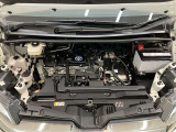 エンジンルーム普段は見えないエンジンルームですが、お手入れが大切な場所ですね。トヨタカローラ名古屋のU-Carはエンジンルームも仕上げております