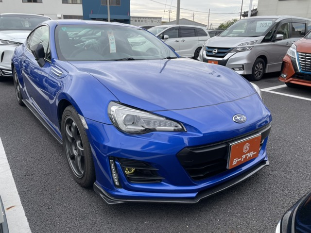 BRZ 2.0 S 禁煙車 STIエアロ ハーフレザーシート