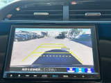 車庫入れ・駐車を安心サポート!バックカメラ装備です。
