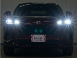 LEDヘッドライト(アダプティブドライビングビーム機能付)が搭載されており、遠くまで明るく均一に照らし、高速道路等での安心感が向上しております。