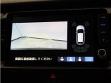 バックカメラ搭載です!車庫入れが苦手な人はもちろん、車両感覚に自信がある人にもお勧めです!見えない箇所が見えるようになるので、低い障害物や隠れてしまっている子供の存在等にも気付く事が出来ます。
