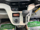 車両状態証明書修復歴の有無も一目瞭然。機能や内装・外装、走行距離、修復歴の有無をチェックし、クルマの状態を10段階にした車両状態証明書。数字や記号を使ってわかりやすく表示しています。