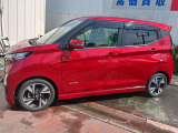 半年ごとの定期点検、車検整備をパックにした整備点検チケットも販売してます。エンジンオイル交換も含まれてます。