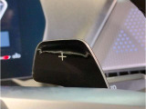 【パドルシフト付】Mマルチステアホイルに付随する「パドル・シフト」F1マシン感覚でシフトチェンジが可能となりよりドライビングの楽しさを演出します