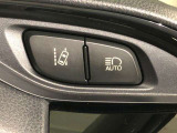 【TOYOTA SAFETY SENSE】走行中に前方の車両等を認識し、衝突の可能性がある時は警報音とブレーキで衝突回避と被害軽減をアシストしてくれます。