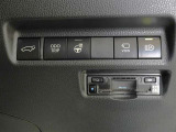 高速道路の料金所をスムーズに通過できるETC車載器♪※別途セットアップ料金を申し受けます。