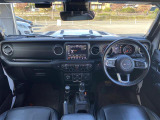 ラングラー アンリミテッド サハラ 4WD 本革シート