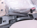愛知ダイハツではお車をご購入頂いた後が本当のお付き合いのスタートだと思っています。 ですので定期点検や車検もお得なパックをご用意してお客様に頼りにされるダイハツディーラーを目指しています☆