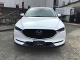 マツダのミドルクラスSUV『CX-5』魂動デザインとスカイアクティブ技術をフル搭載した初代モデルが発売され、洗練された力強い魂動デザインに進化した2代目にモデルチェンジしました。