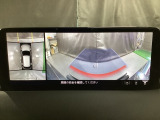 360度モニターは、4つのカメラによる前後左右・俯瞰映像でドライバーからは見えない領域の危険認知をサポート!全周囲の死角を減らし、狭い駐車場や幅寄せ、T字路の進入などの運転の安心感を高めます!