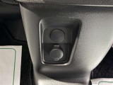 12Vのパワーアウトレット電源です!