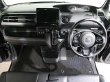 使いやすいレイアウトのダッシュボード周辺です。