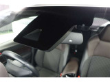 衝突軽減ブレーキが、運転中の「ヒヤッ」とするシーンで事故の回避を図り、あなたの安全運転を支援します