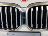 ☆BMWの代名詞とも言える【キドニーグリル】一目見ただけでBMW車であると認識できる確固たるアイコンとして存在感を放ちます☆