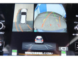 バックギアに入れるとバックカメラの映像がナビに映ります。障害物までの距離もわかりやすいです。