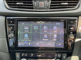 純正メモリーナビ(MM518D-L)付きです。CD/DVD/Blu-ray再生、FM/AM、フルセグTV、SDカード、USB・Bluetooth接続にも対応しておりますので、お出かけがさらに楽しくなりますよ♪
