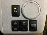 安心装備のスマートアシスト付きです☆ フロントガラス上部のステレオ式カメラで安全運転をサポートしてくれます☆