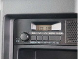 『1台』のお車に対して、3名体制で日々議論を重ね仕入れを行っております。