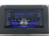 CDプレイヤーを装着しています。Bluetooth(ブル-トゥース)・USB接続/CD再生等が使用できます。