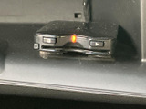 機器本体には表示窓とボタンが備わり、状態を目で確認しながら扱える構成です。視認しやすい場所に設置され、必要なときに表示を確かめやすいのがポイント。
