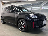 BMW・MINIの厳しい試験を突破したメカニックが多数在籍しております。ご購入後の納車前整備をしっかりいたします。楽しいMINIライフをお過ごしください。
