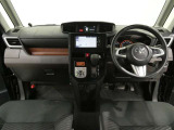 ご覧の車両以外にも多数のU-CARを展示販売しております。
