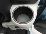 パワーウィンドゥ 運転席ドアスイッチ照明付です。電動格納ミラーも手元でワンモーションで可能です。