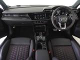 新型の車種から、お求めやすいモデルまで幅広く取り扱っております。