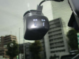 純正ナビ連動前後ドライブレコーダーが装備されており万が一の事故の際にも映像として残しておく事によって自分自身の身を守る事が出来ます♪