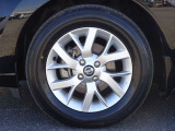 【タイヤ】 【純正15インチアルミホイール】《185/65R15》専用のアルミなのでお車のイメージぴったりですね!